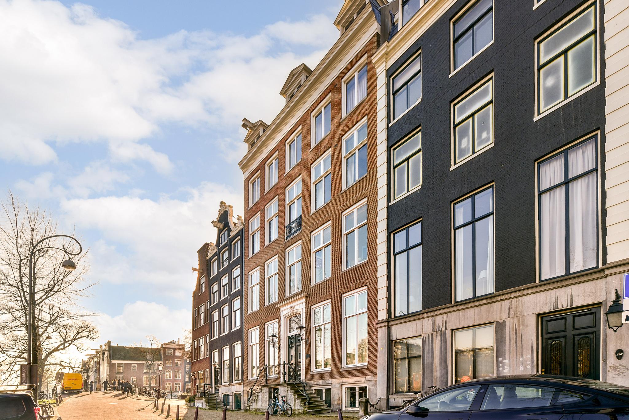 Amstel 228 B
