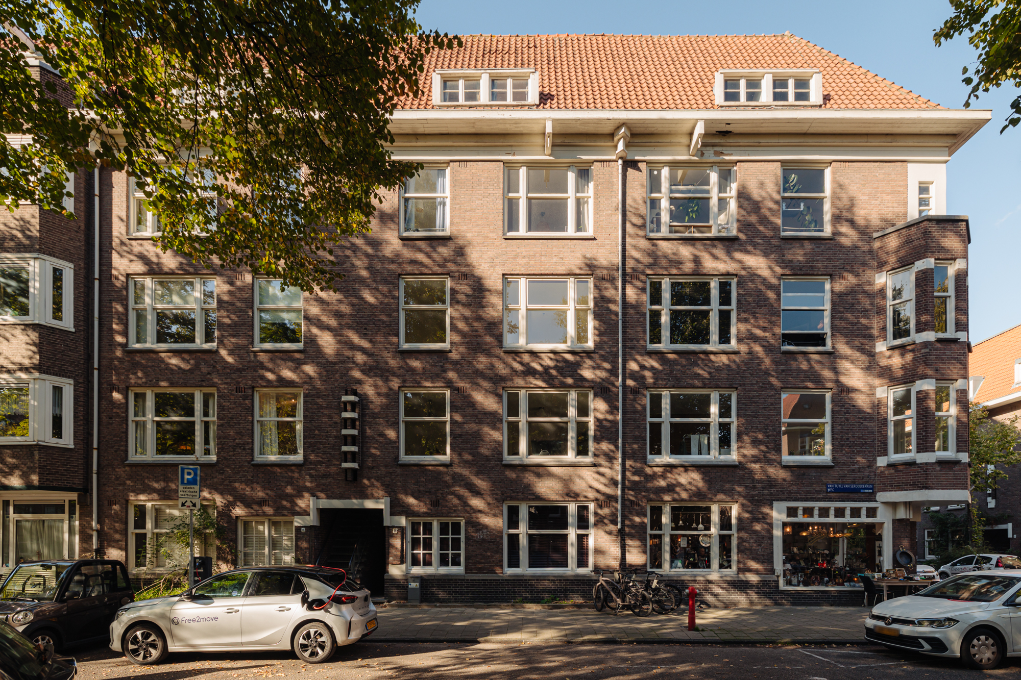 Van Tuyll van Serooskerkenweg 16 2